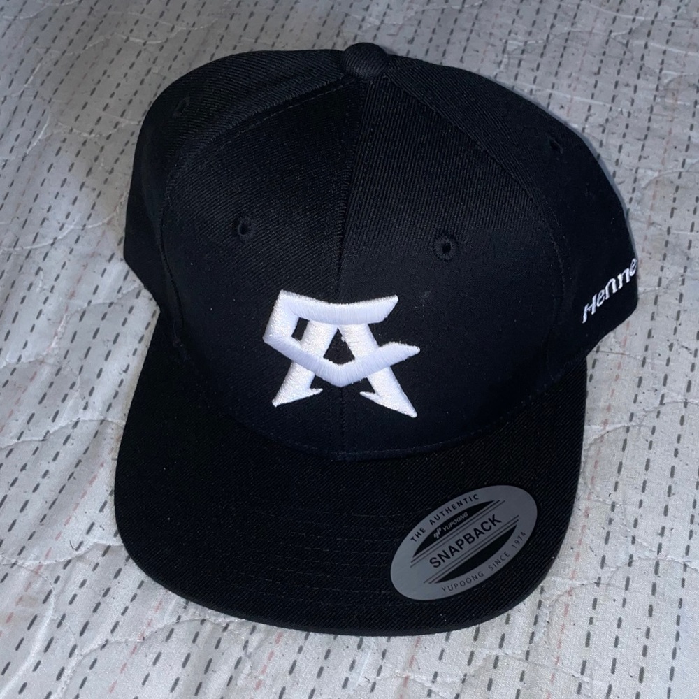 Hennessy hat